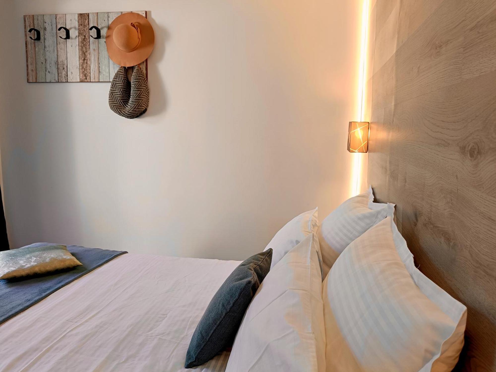 Casa Babica Guesthouse Costinesti Bagian luar foto
